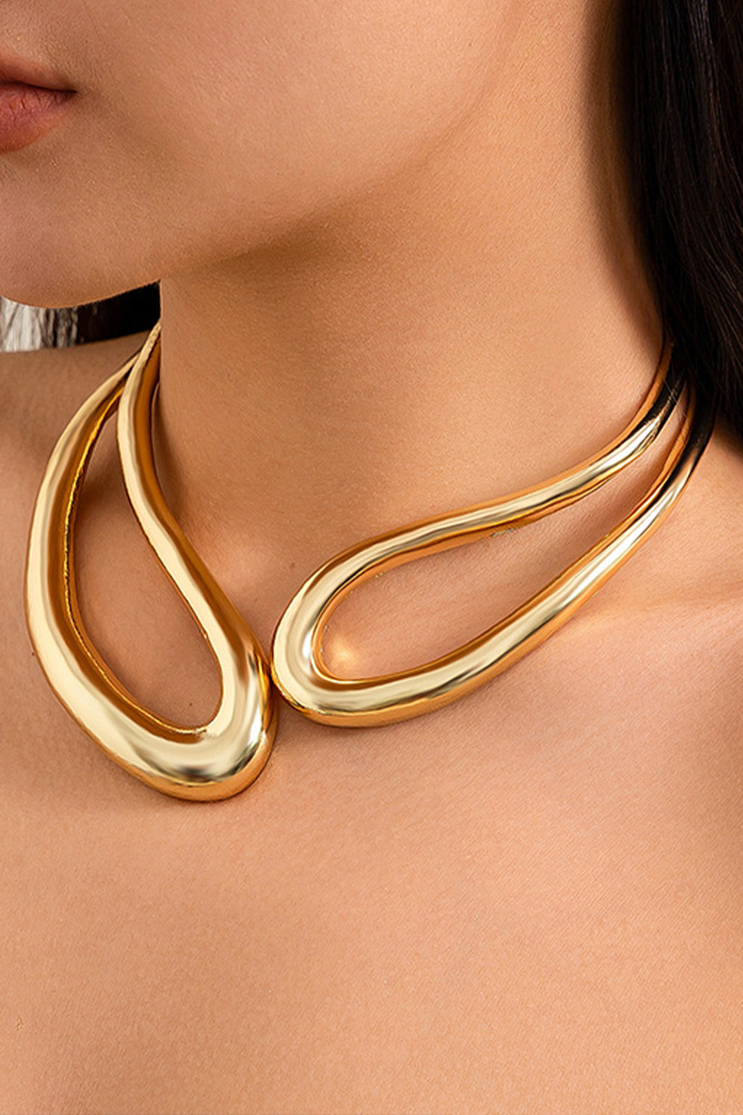 Halsketting – Asymmetrisch & Kort