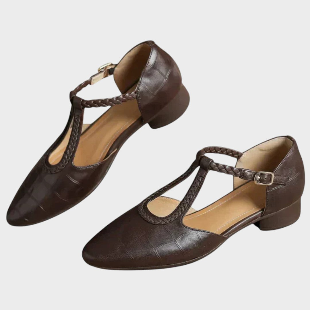 Chaussures en cuir "Maja" – Bride en T tressée