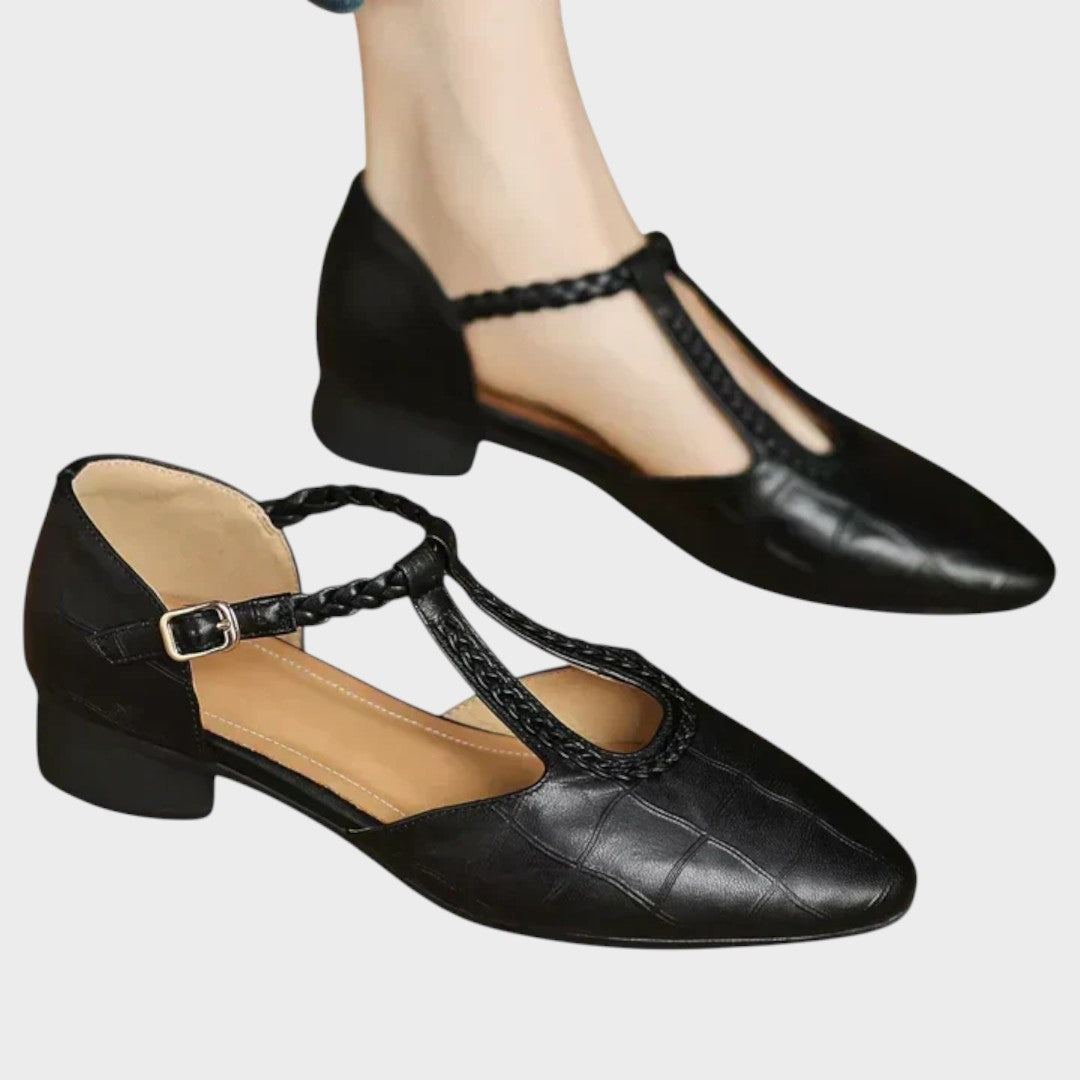 Chaussures en cuir "Maja" – Bride en T tressée
