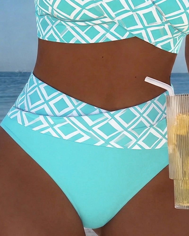 Bikini "Liesl" – Cut-out met Ruitmotief