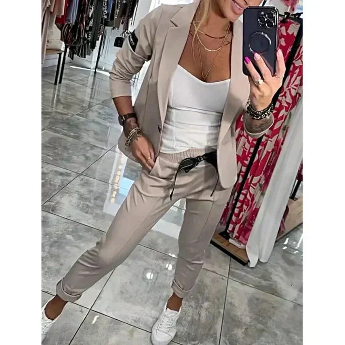 Ensemble "Adriana" – Blazer souple & pantalon
