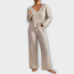 Ribset "Catarina" – V-Hals & Losse Broek