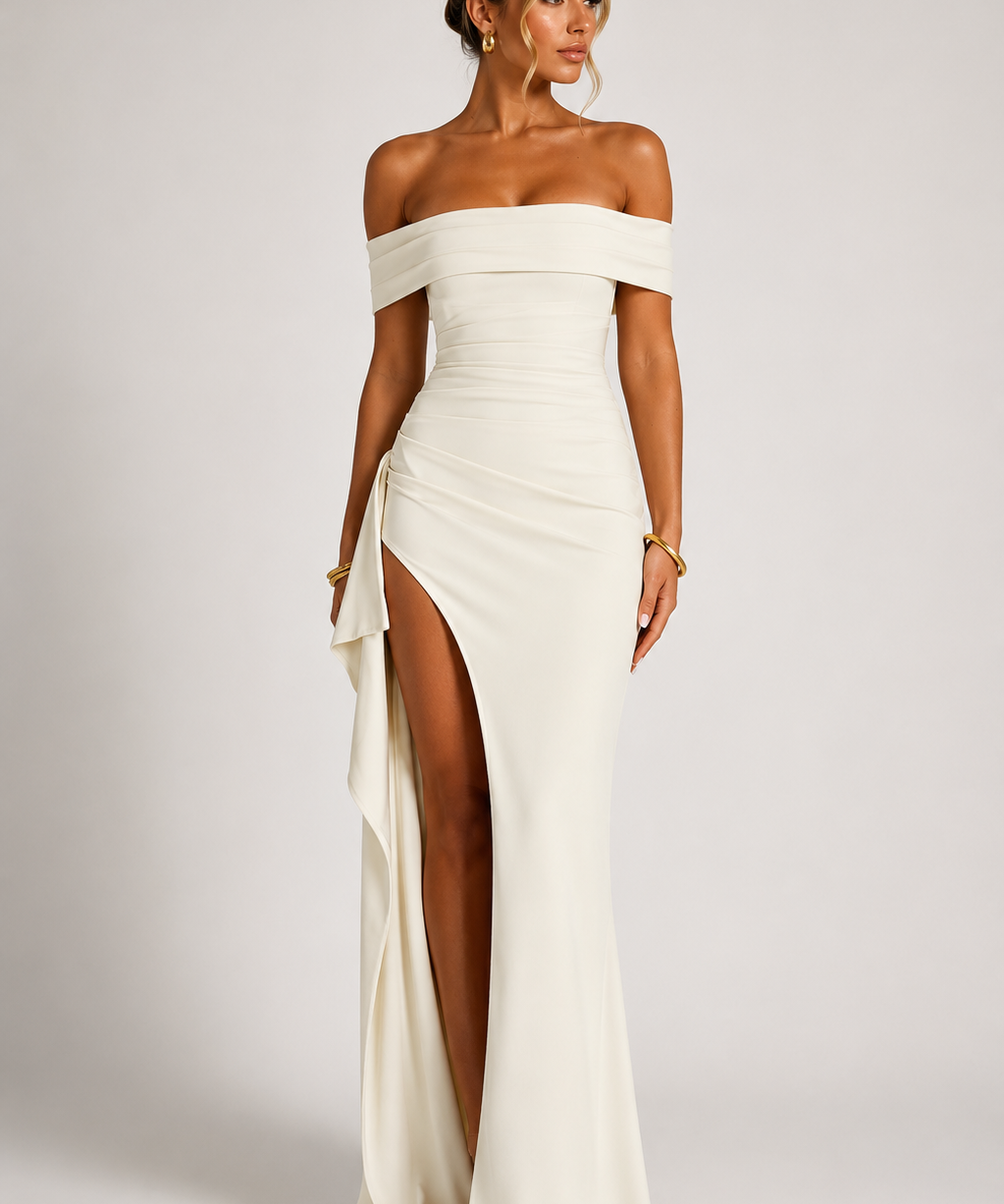 Robe longue épaules dénudées "Svenja" – Fendue
