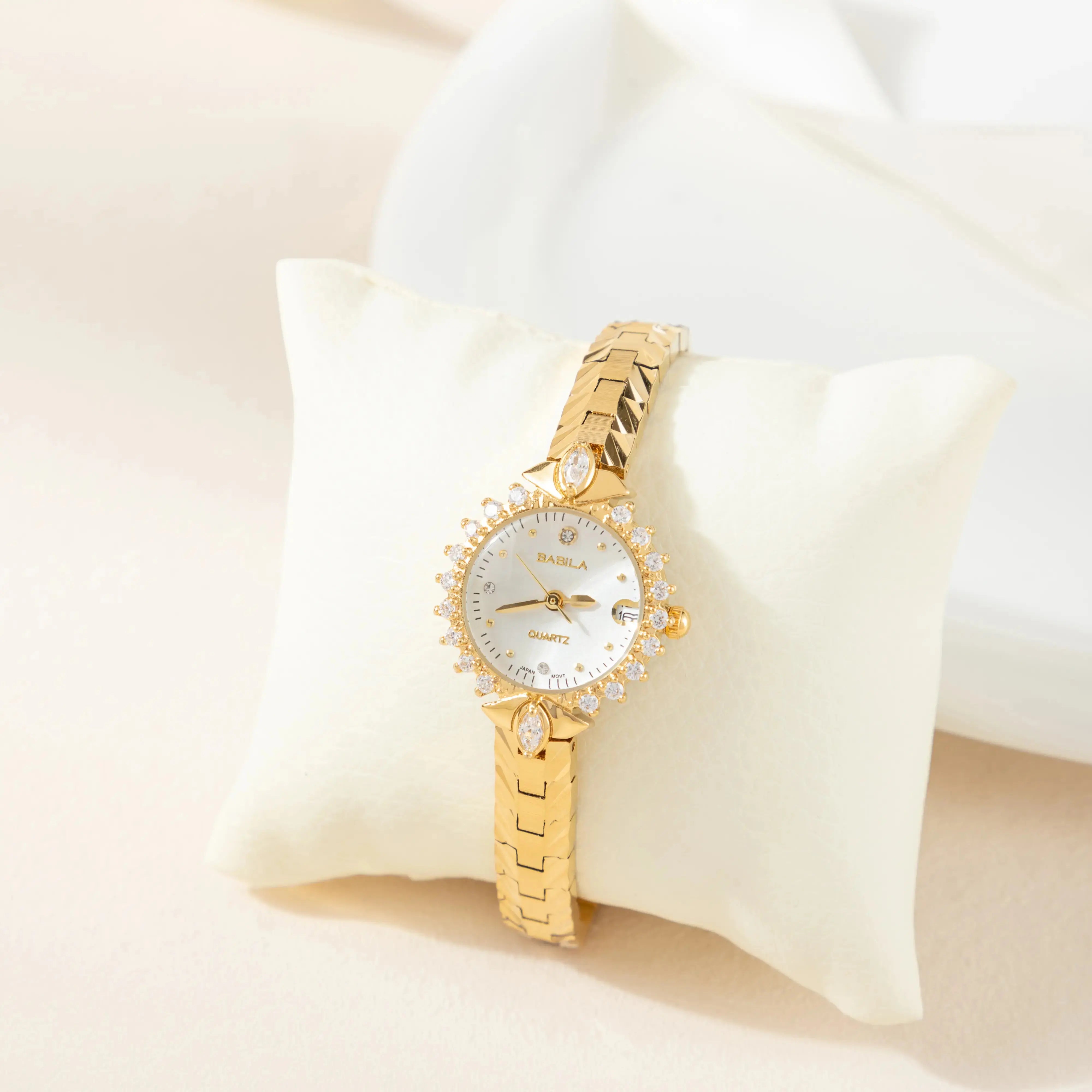 Montre "Paulina" – Fine et dorée