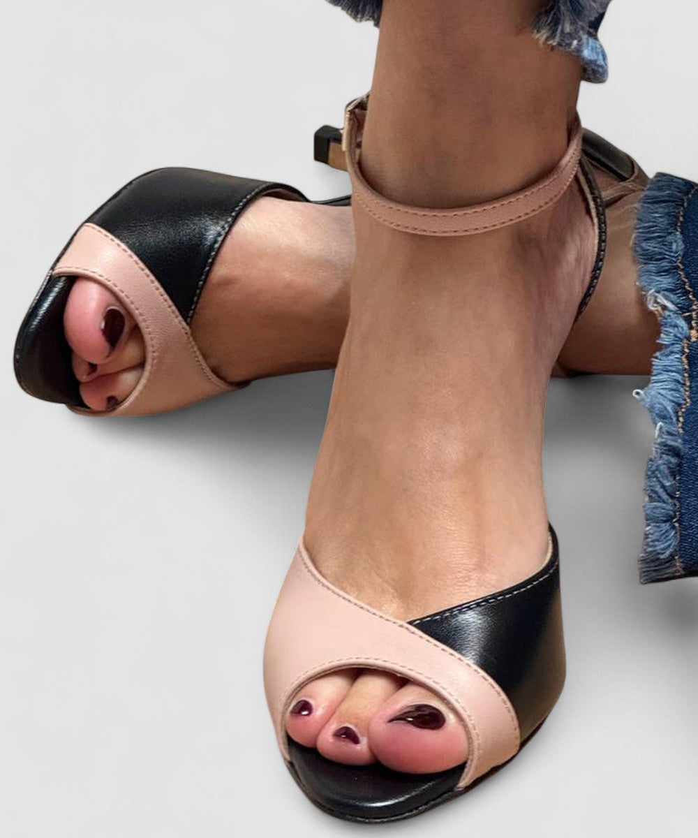 Hakschoenen "Noirella" – Zwart met Enkelbandje