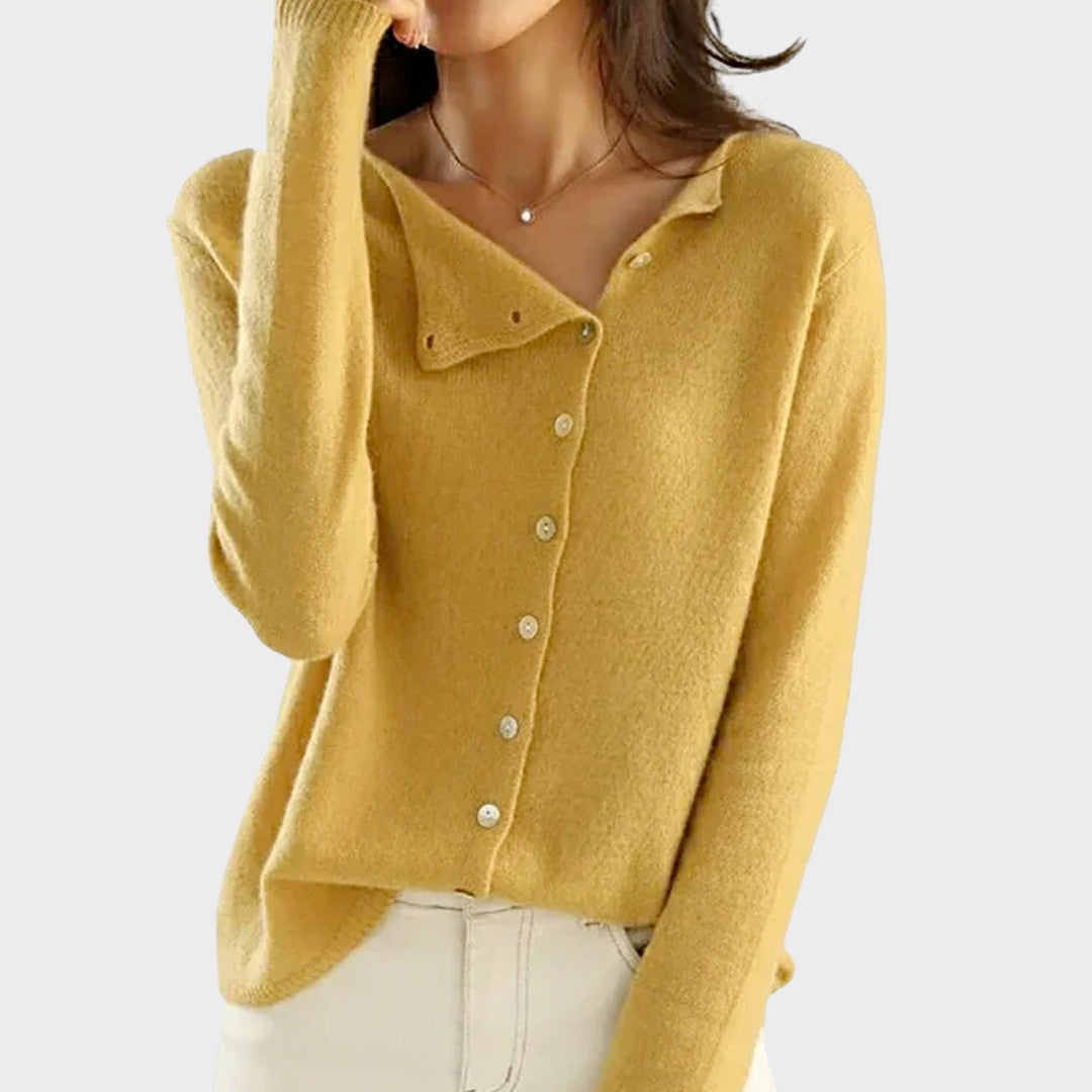 Vest "Vera" – Gebreid met Knopen