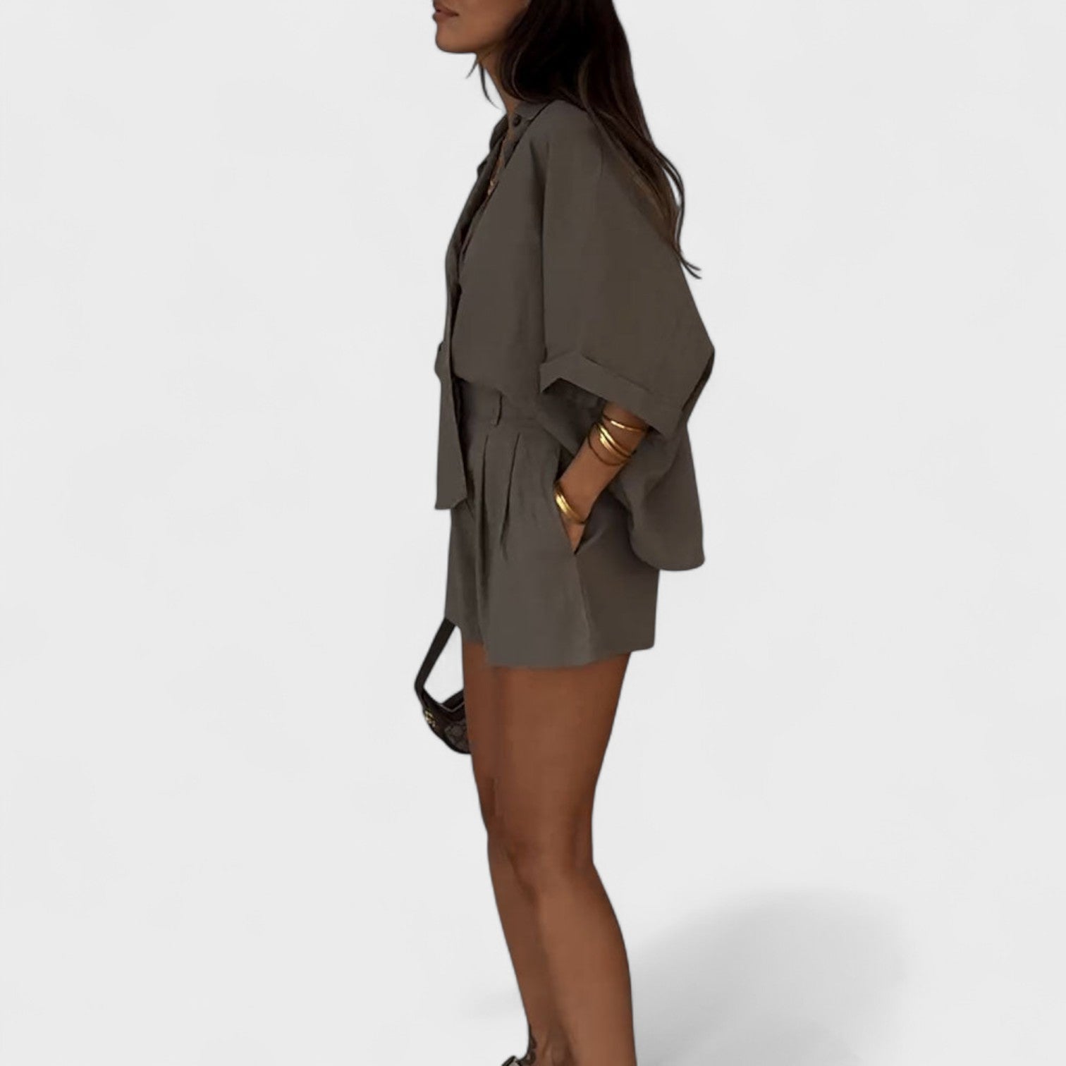 Ensemble "Sofia" – Oversized Blouse & Linnen Short