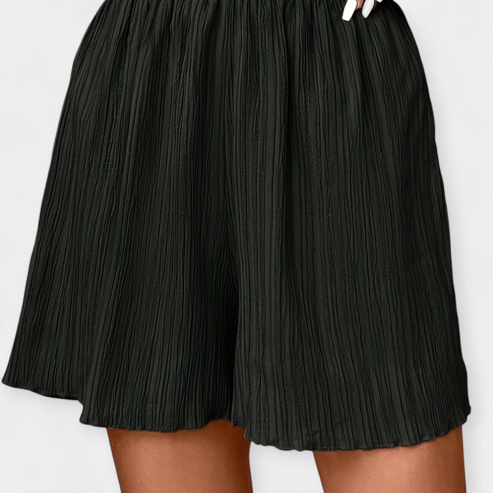 Elegante Plissé Short