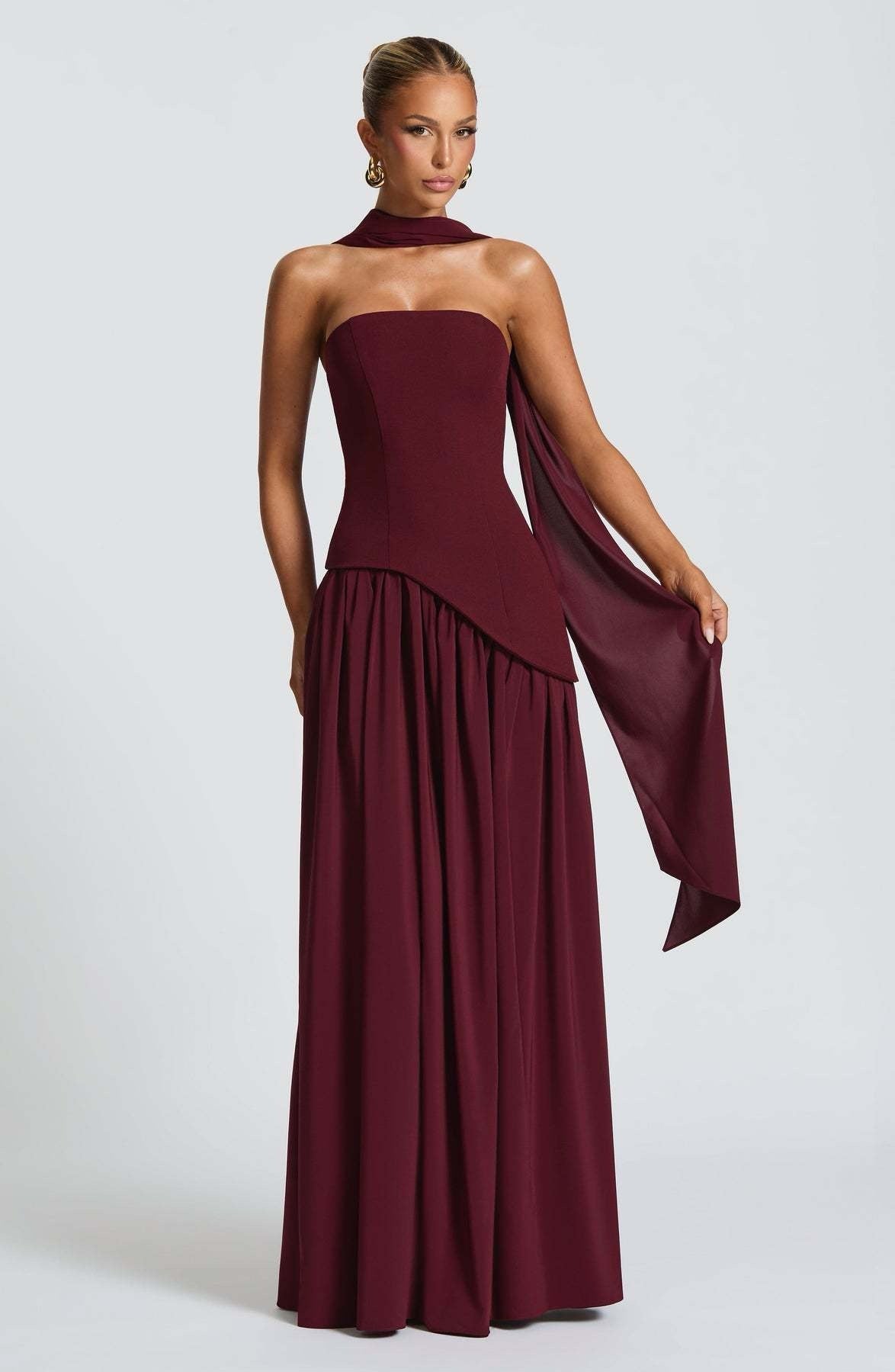 Robe longue asymétrique "Anna" – Avec écharpe