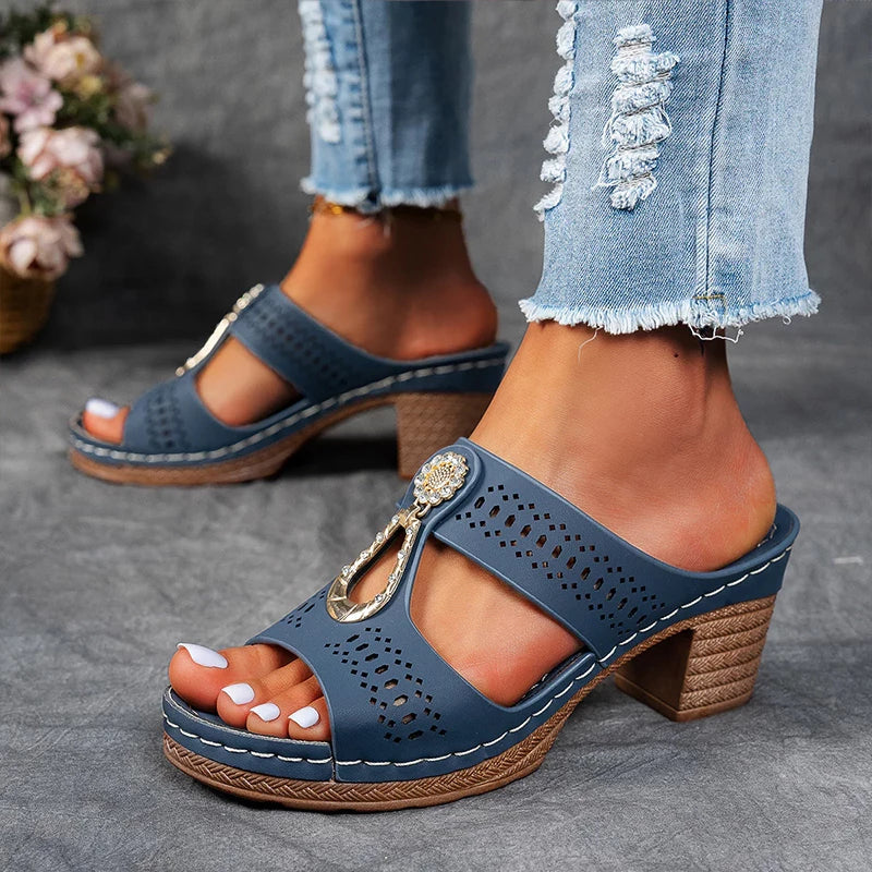 Blokhaksandalen "Juliane" – Glinsterend Sieraad