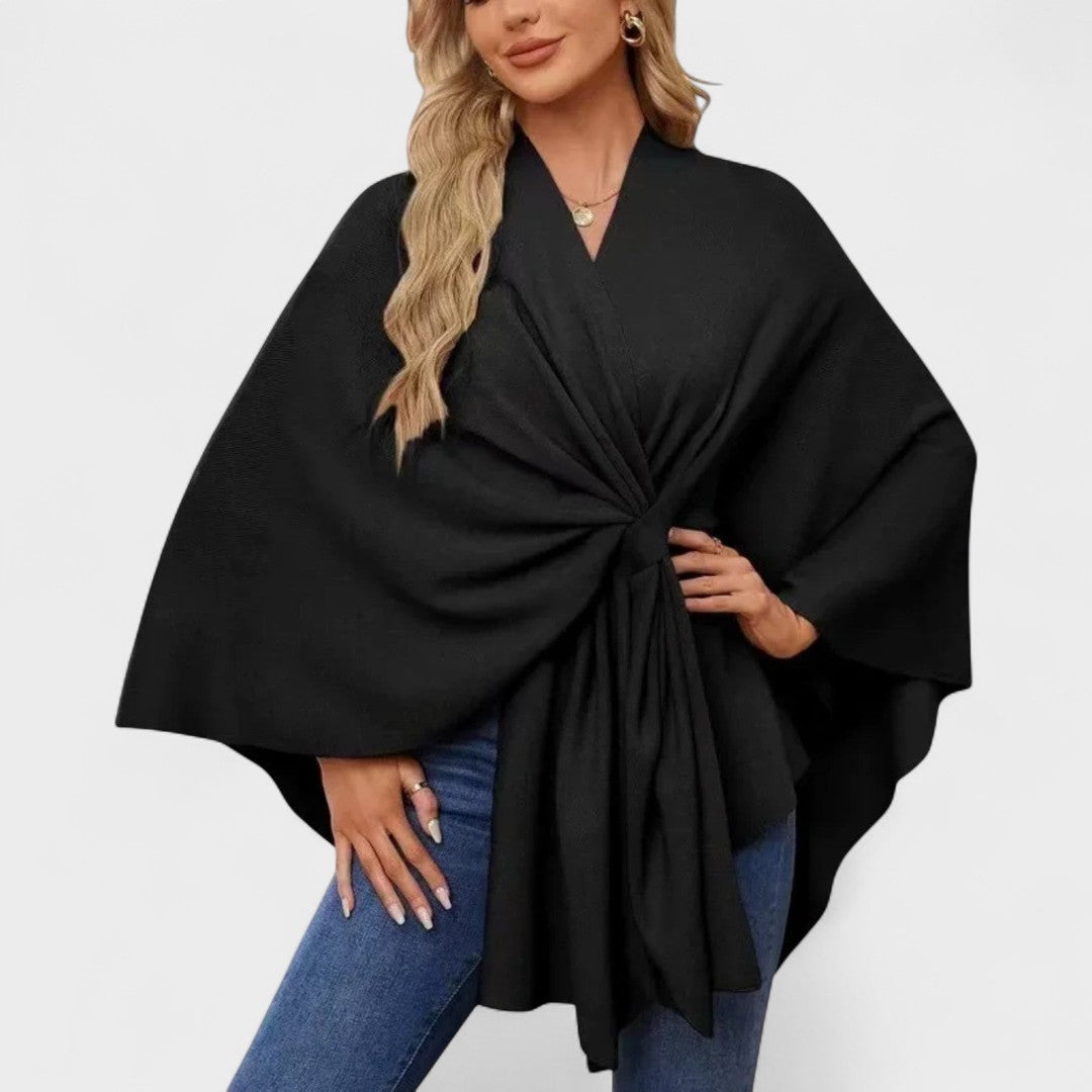 Poncho "Marlene" – Chic met Knoopdetail