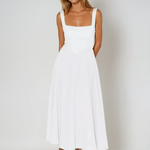Robe "Anja" – Encolure Carrée & Jupe Évasée