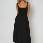 Robe "Anja" – Encolure Carrée & Jupe Évasée