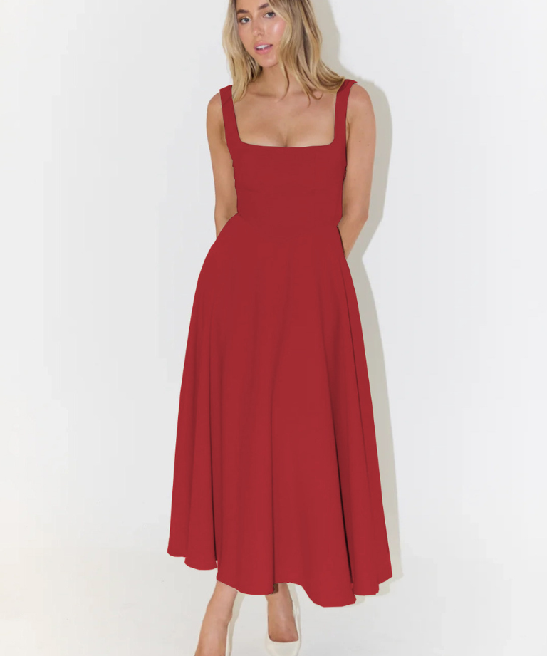Robe "Anja" – Encolure Carrée & Jupe Évasée