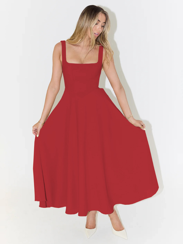 Robe "Anja" – Encolure Carrée & Jupe Évasée