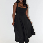 Robe "Anja" – Encolure Carrée & Jupe Évasée