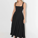 Robe "Anja" – Encolure Carrée & Jupe Évasée