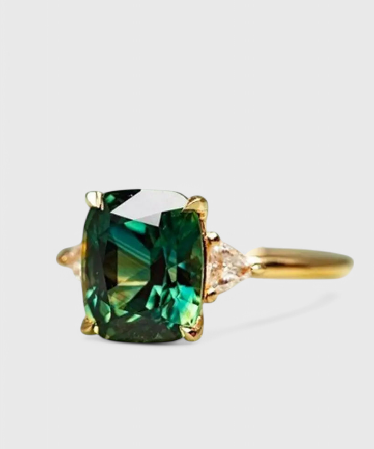 Bague – Émeraude carrée sur or