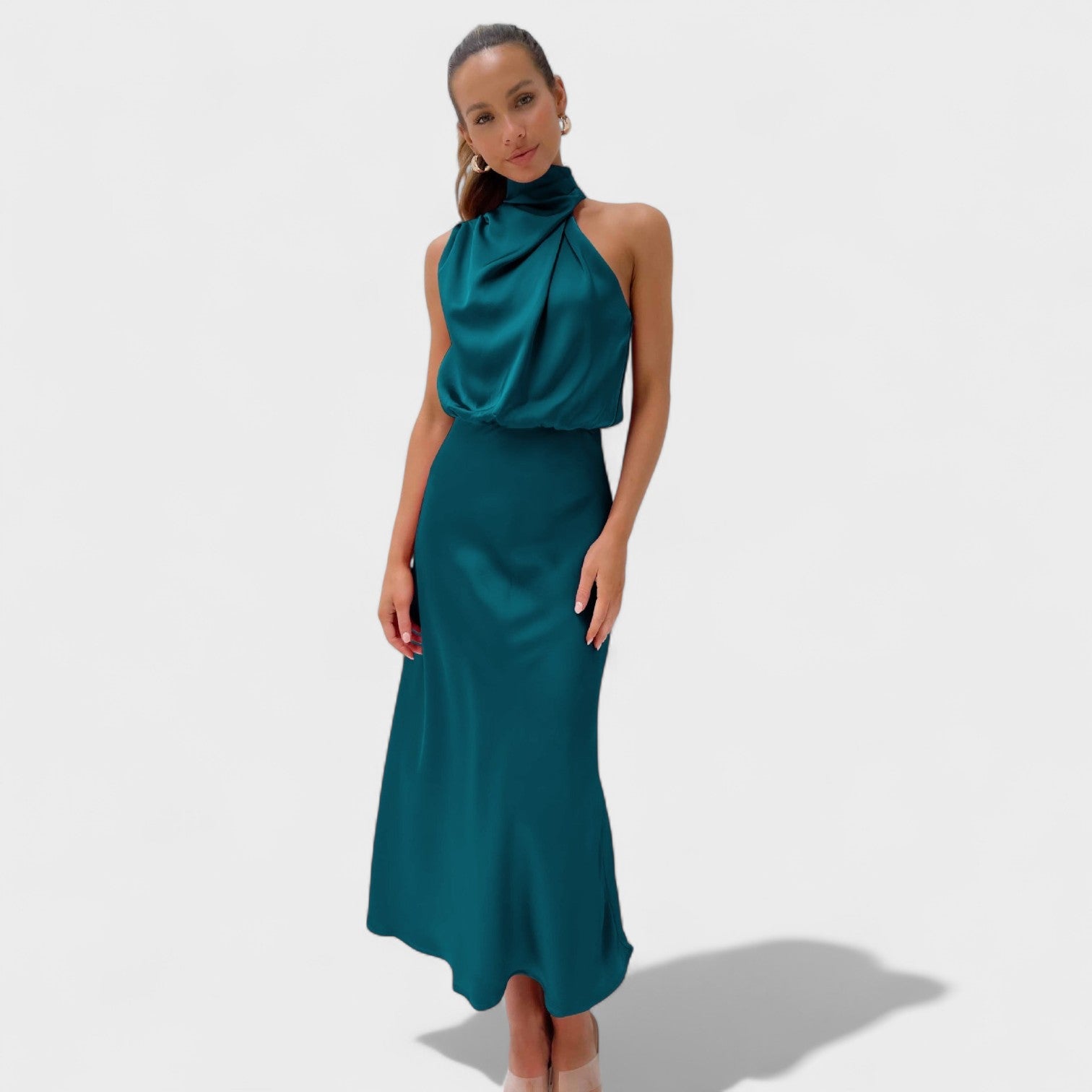 Robe en satin "Antonia" – Col montant