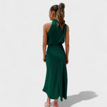 Robe en satin "Antonia" – Col montant