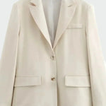 Manteau oversize – Lignes modernes