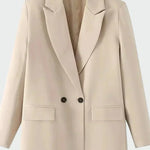 Manteau oversize – Lignes modernes