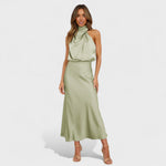 Robe en satin "Antonia" – Col montant