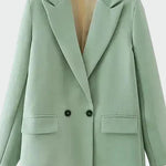 Manteau oversize – Lignes modernes