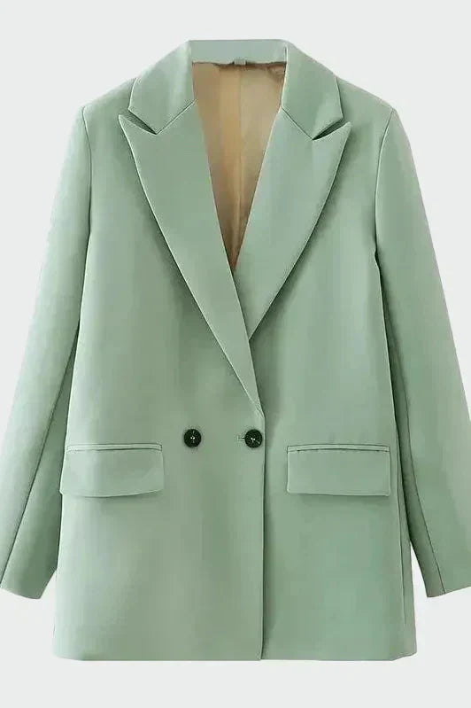 Manteau oversize – Lignes modernes