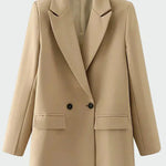 Manteau oversize – Lignes modernes