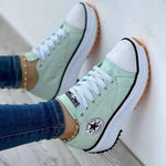 Sneakers "Pia" – Plateau met Sterpatch