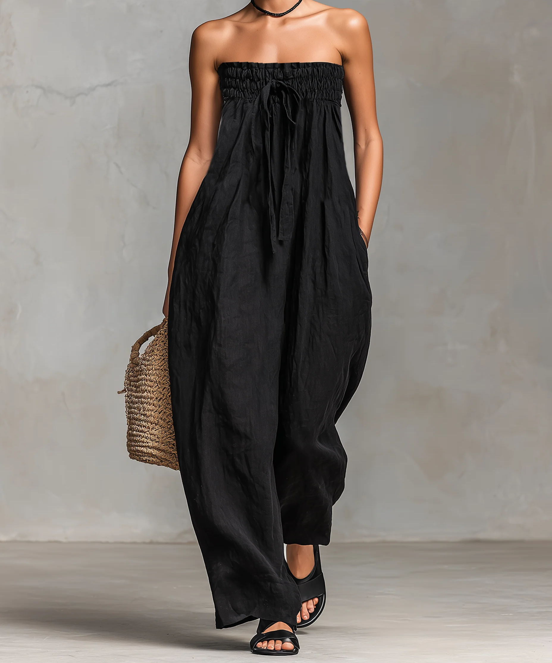 Strapless Jumpsuit "Paulina" – Zwart met Strik