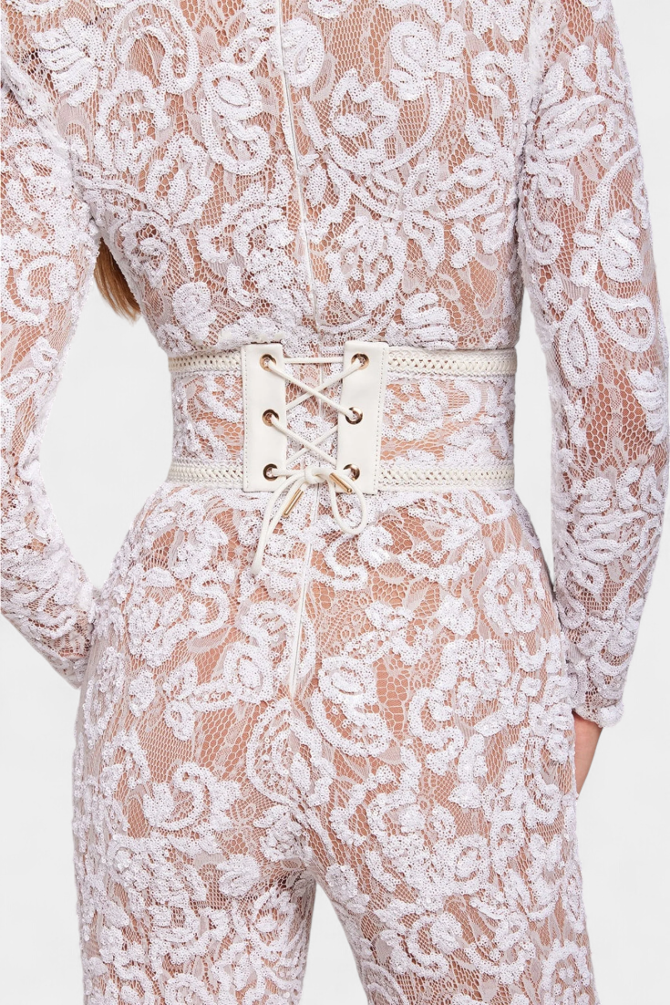 Combinaison en dentelle "Rosalie" – Paillettes & ceinture corset