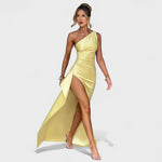 Robe en satin "Kerstin" – Asymétrique