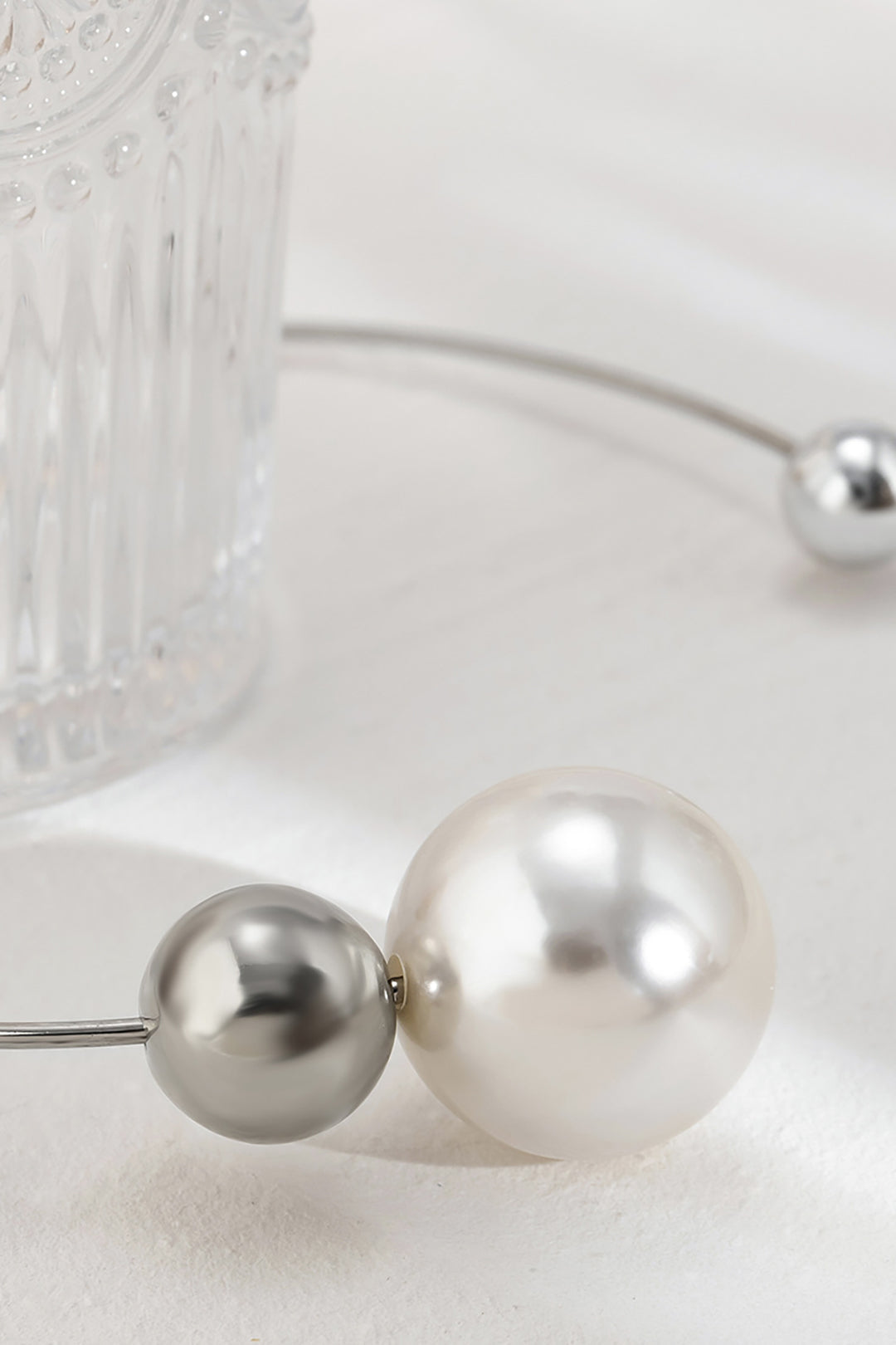 Collier – Perles métalliques