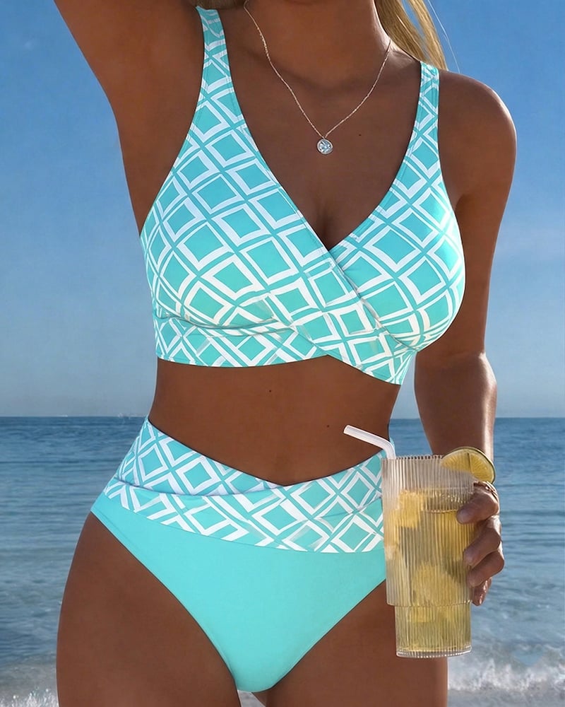 Bikini "Liesl" – Cut-out met Ruitmotief