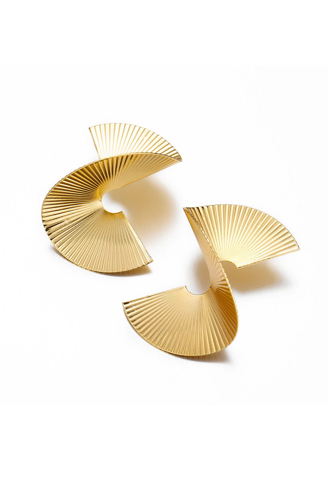 Boucles d'oreilles – Métal plissé