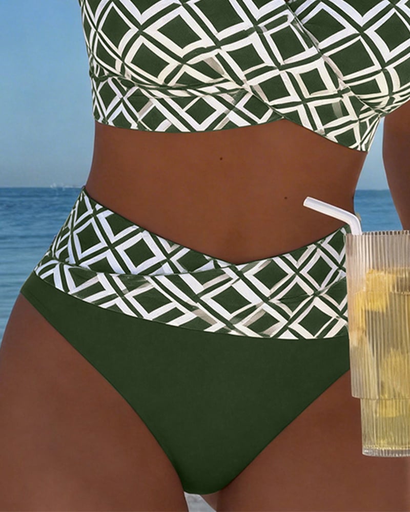 Bikini "Liesl" – Cut-out met Ruitmotief