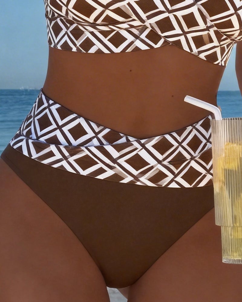 Bikini "Liesl" – Cut-out met Ruitmotief