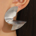 Boucles d'oreilles – Métal plissé