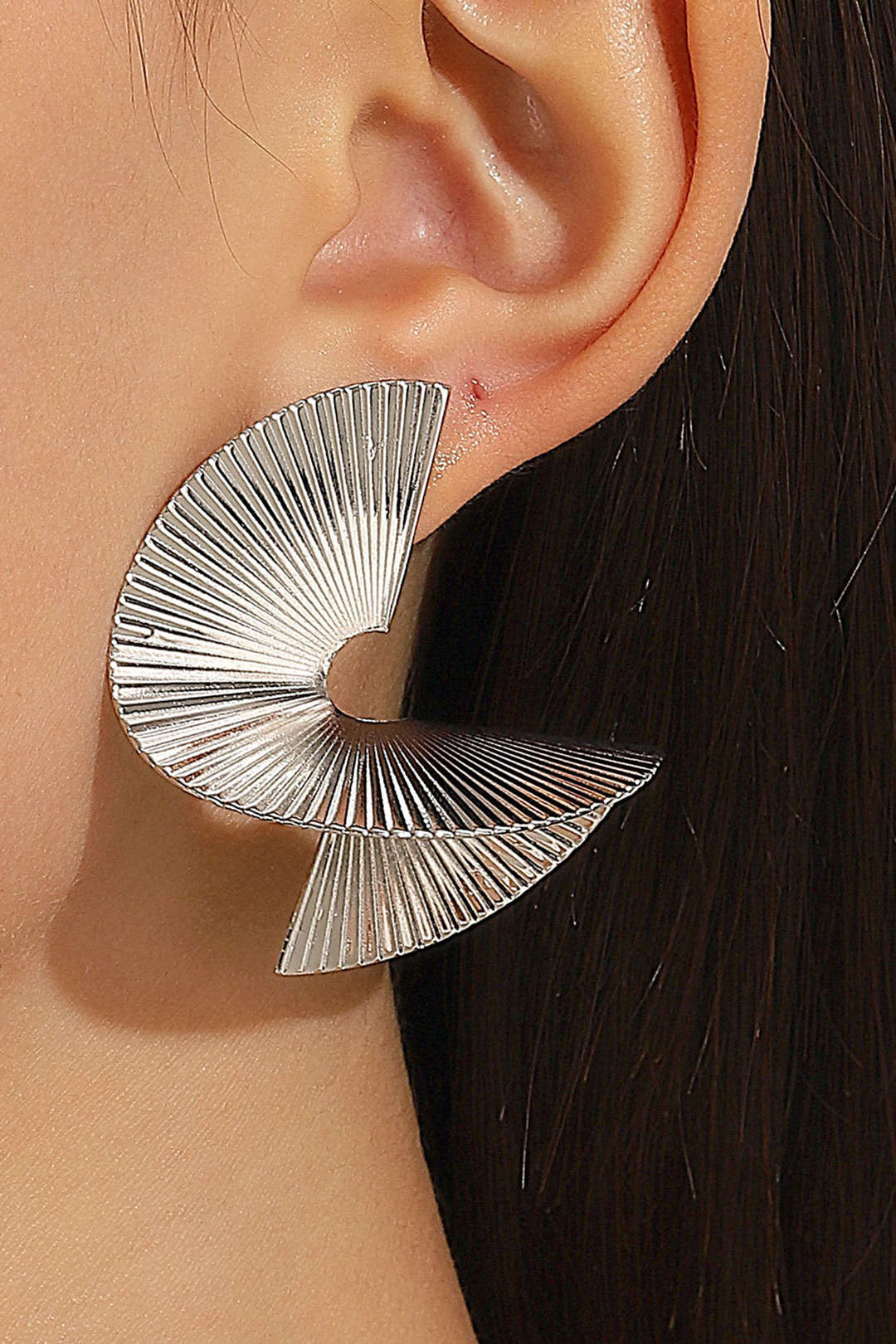 Boucles d'oreilles – Métal plissé