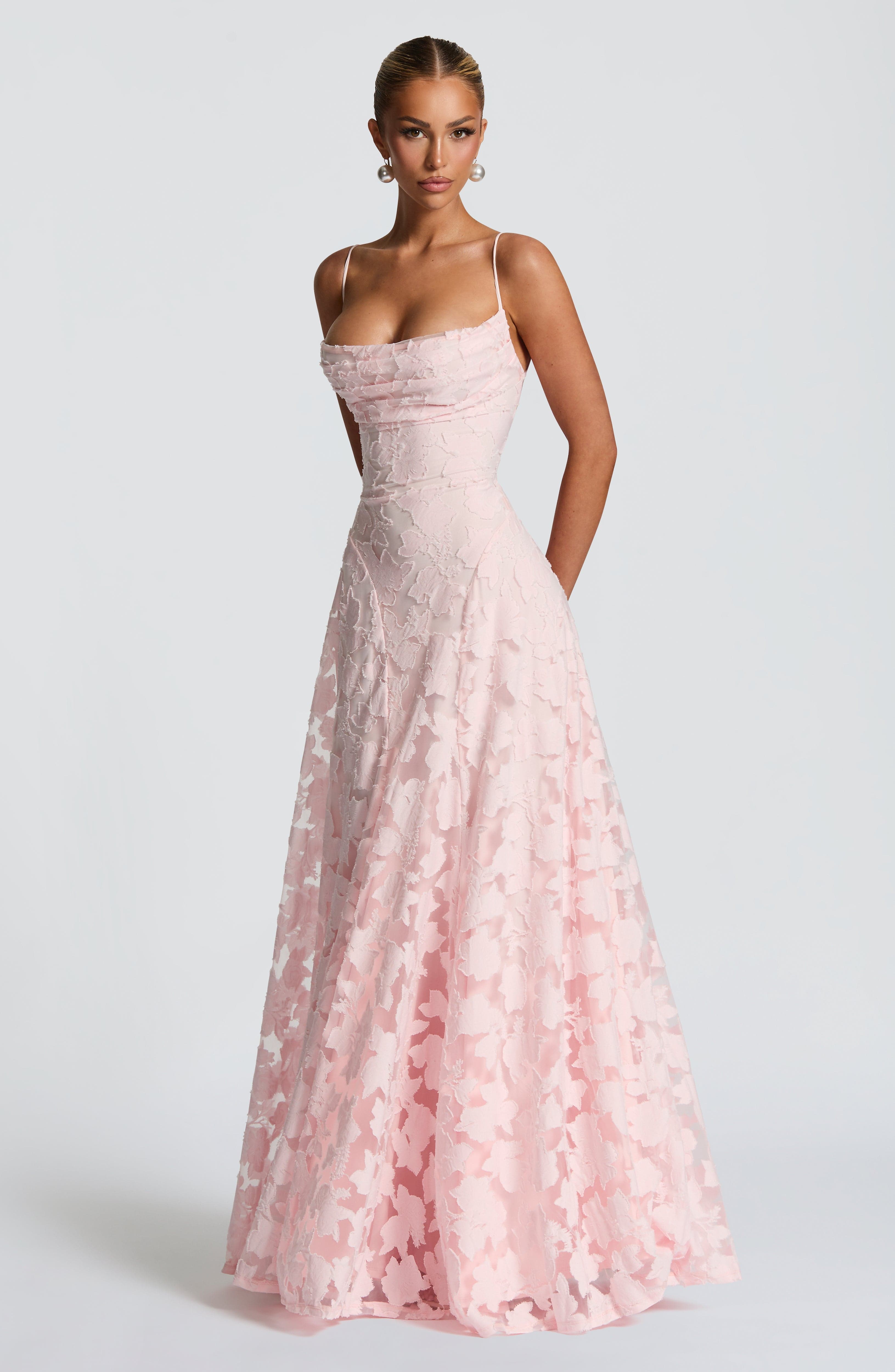 Robe longue "Cornelia" – Corset & dentelle