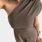 One-Shoulder Kleed "Magnolia" – Bruin met Drapering