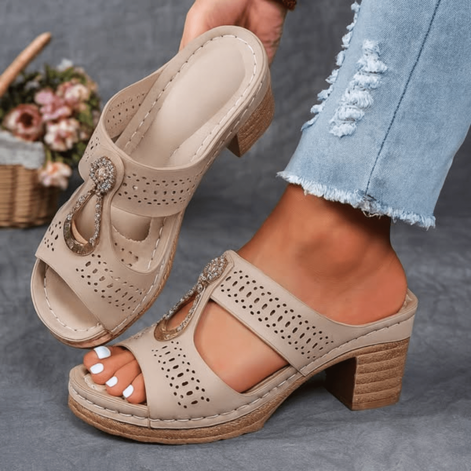 Sandales orthopédiques "Nora" – Ornementées