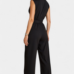 Mouwloze Jumpsuit – Uitlopende Pijpen & Hoge Kraag