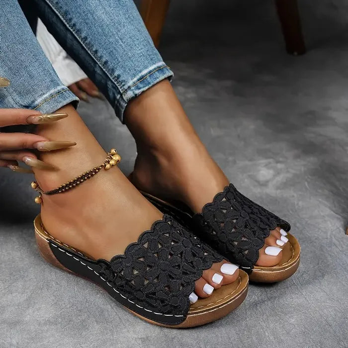 Ergonomische Sandalen "Irene" – Bloemuitsnijding